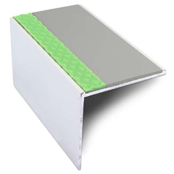  56mm x 55mm Non-Electrical Illuminated Commercial Stair Nosing for Safety and Durability