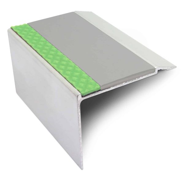 72mm x 55mm DDA Compliant Non Slip Commercial Stair Nosing With PVC Insert