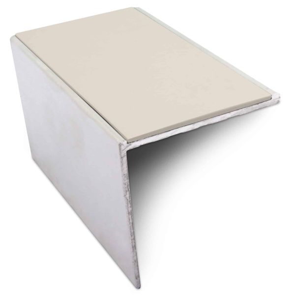 56mm x 55mm DDA Compliant Aluminium Anti Slip Commercial Stair Nosing Edge Trim