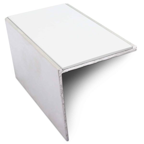 56mm x 55mm DDA Compliant Aluminium Anti Slip Commercial Stair Nosing Edge Trim