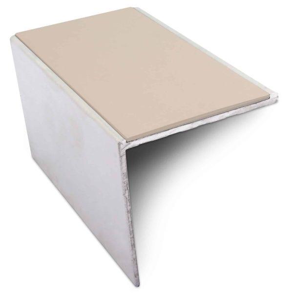 56mm x 55mm DDA Compliant Aluminium Anti Slip Commercial Stair Nosing Edge Trim